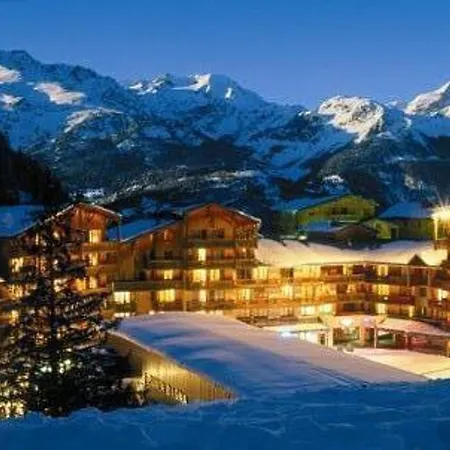 Apartment Pour 4 Personnes Avec Balcon, A 2 Pas Des Pistes Et Commerces, Coeur De Station, Modane - Fr-1-265-224 *